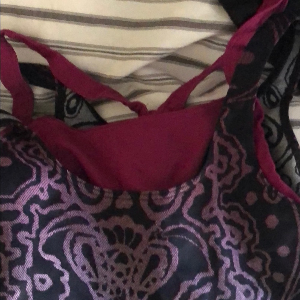 Funky patterned Athleta exercise top - Picture 2 of 4